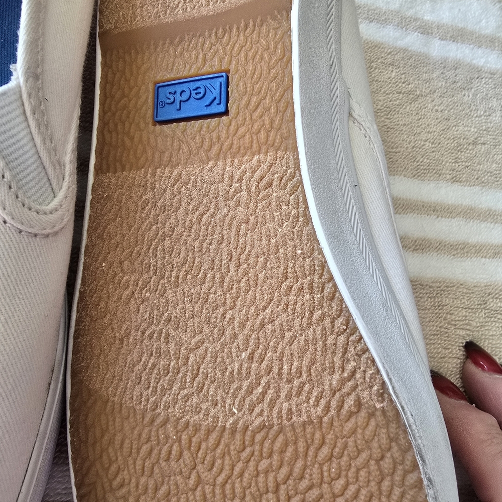 Keds Slip On Shoe - Picture 4 of 4